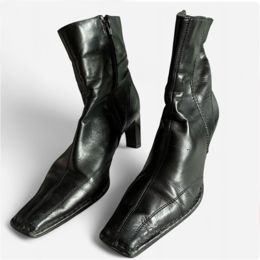 Vintage Square Toe Leather Black Heeled Boots